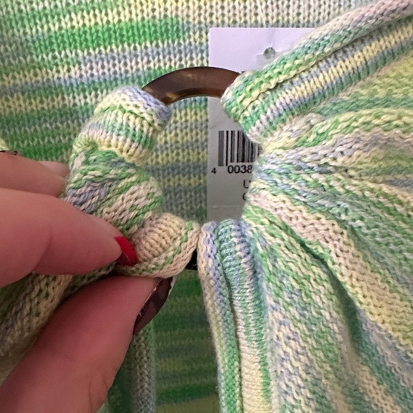 AMERICAN EAGLE OUTFITTERS | Y2K Green & Yellow Blouse with Bell Long Sleeves - Picture 5 of 15